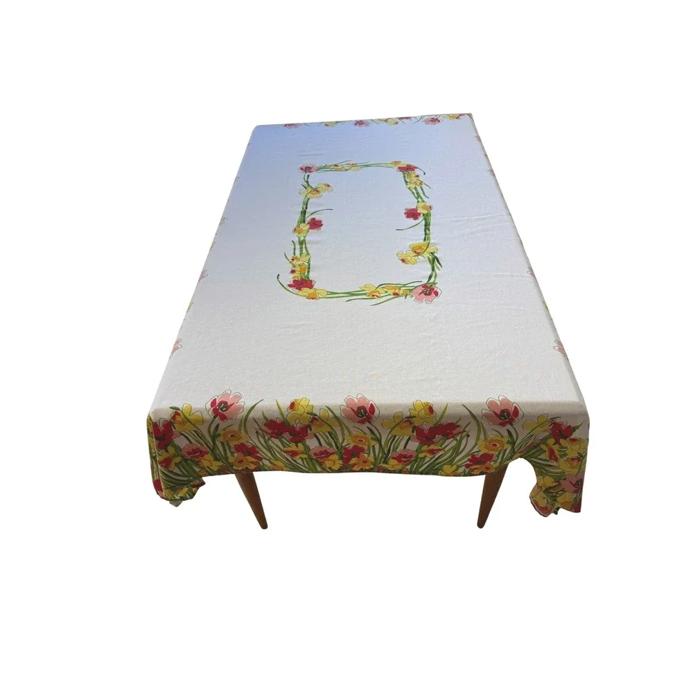 Vera Neumann tablecloth featuring